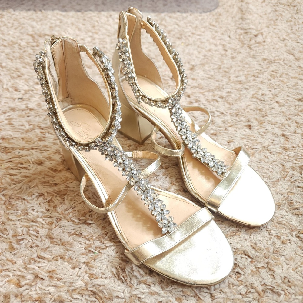 Jewel Badgley Mischka Sandals Women 7.5 Gold Crystal T-Strap Block Heel Formal
